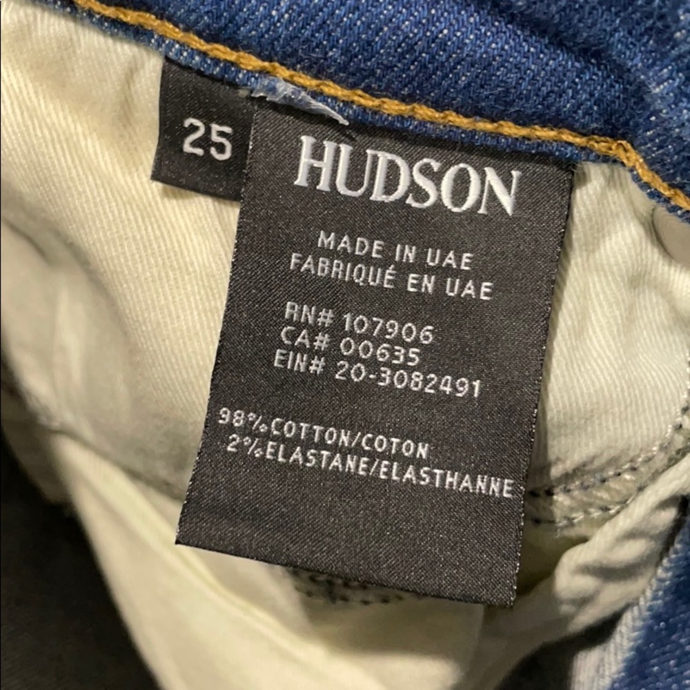 NEW • Hudson • Zoeey High Rise Straight Leg Crop - Picture 6 of 6